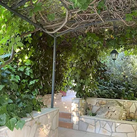 Spacious Apartment, Tania Daire Hvar Town